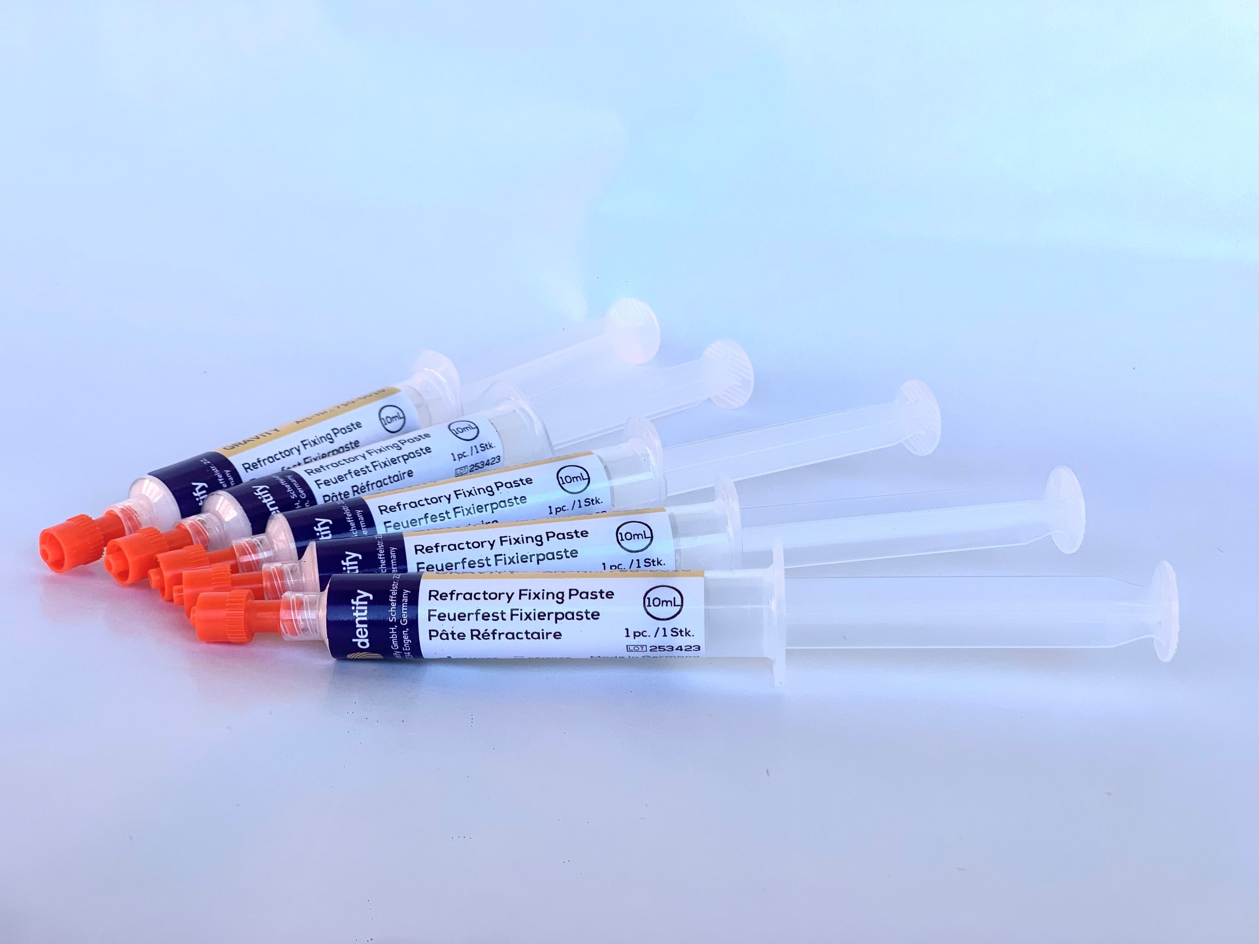 Dentify  GRAVITY Refractory Fixing Paste syringe    10 ml шприца